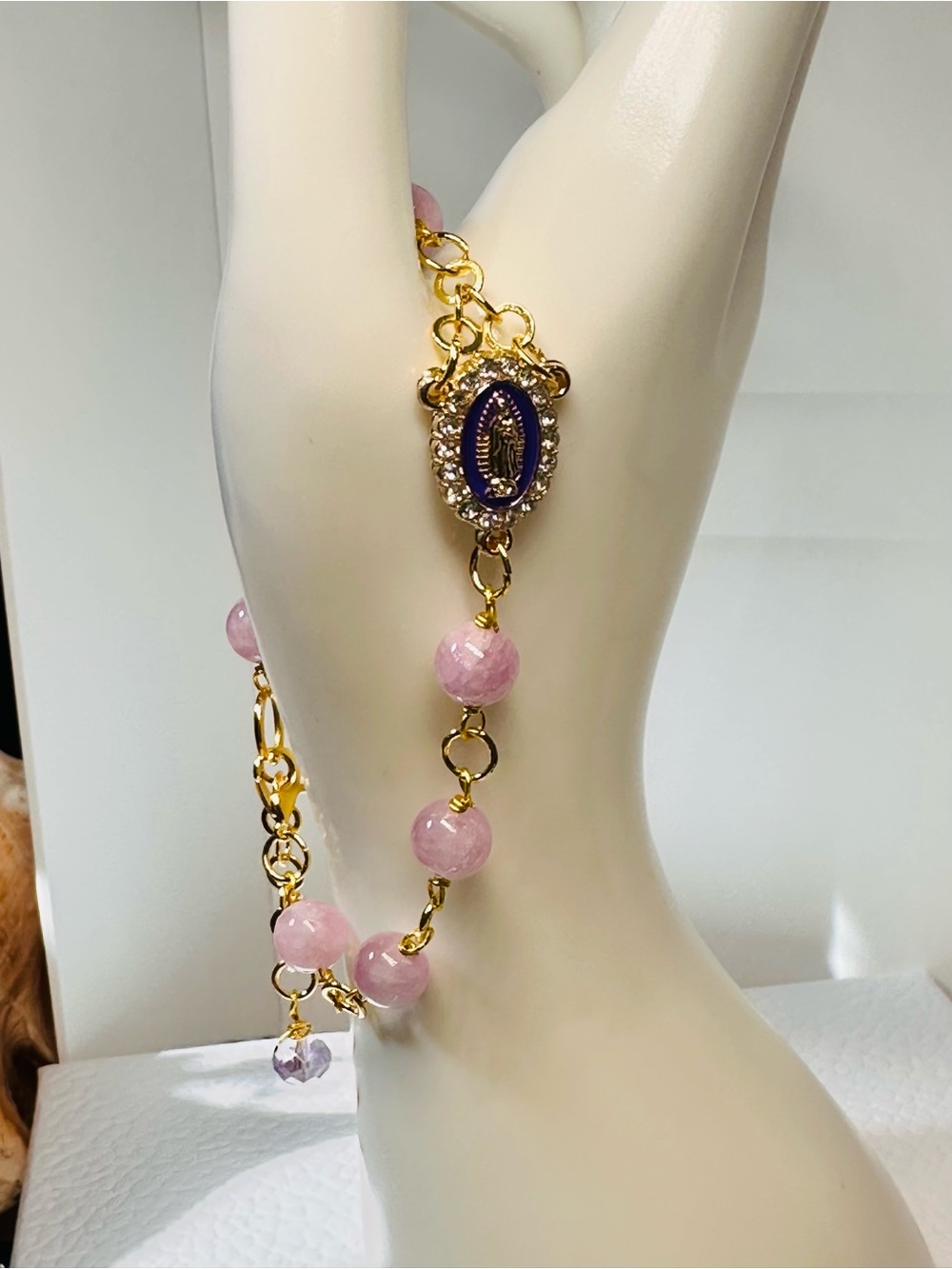 Kunzite stone beads Virgen Mary Bracelet